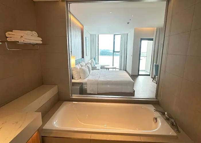 Khách sạn Căn Hộ à La Carte 3*